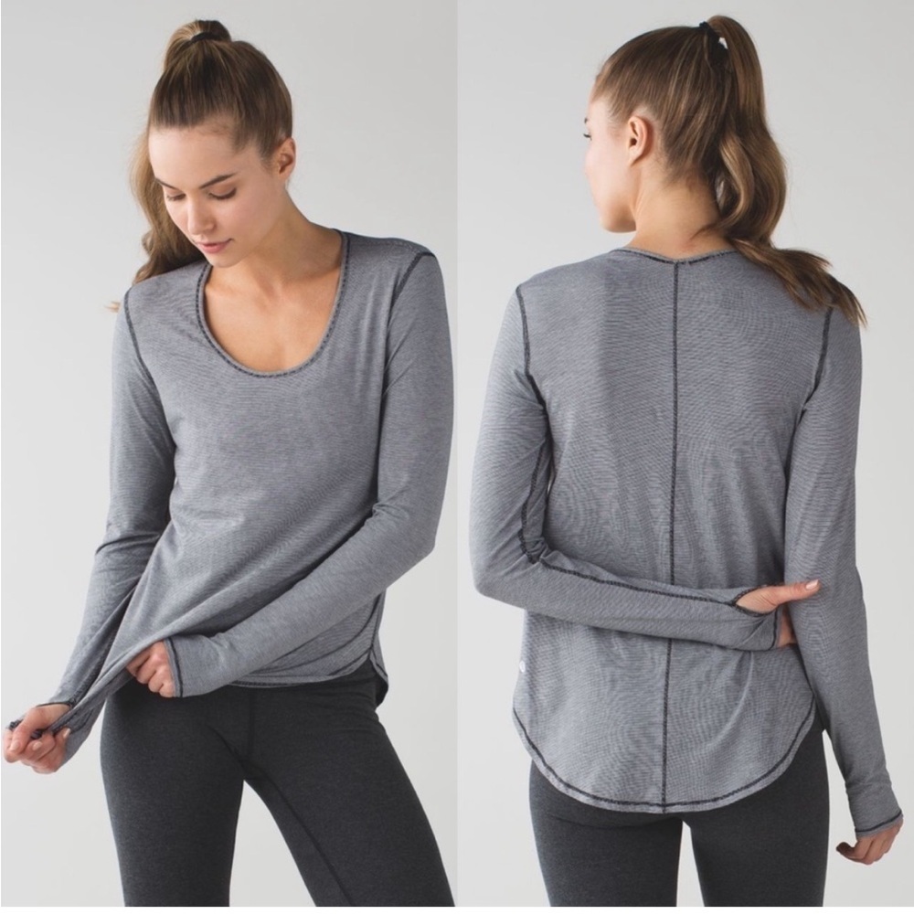 Lululemon Yogini 5 Year Long Sleeve Tee in Wee Stripe Black White size 8
